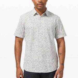 Lululemon Airing Easy Short Sleeve Shirt